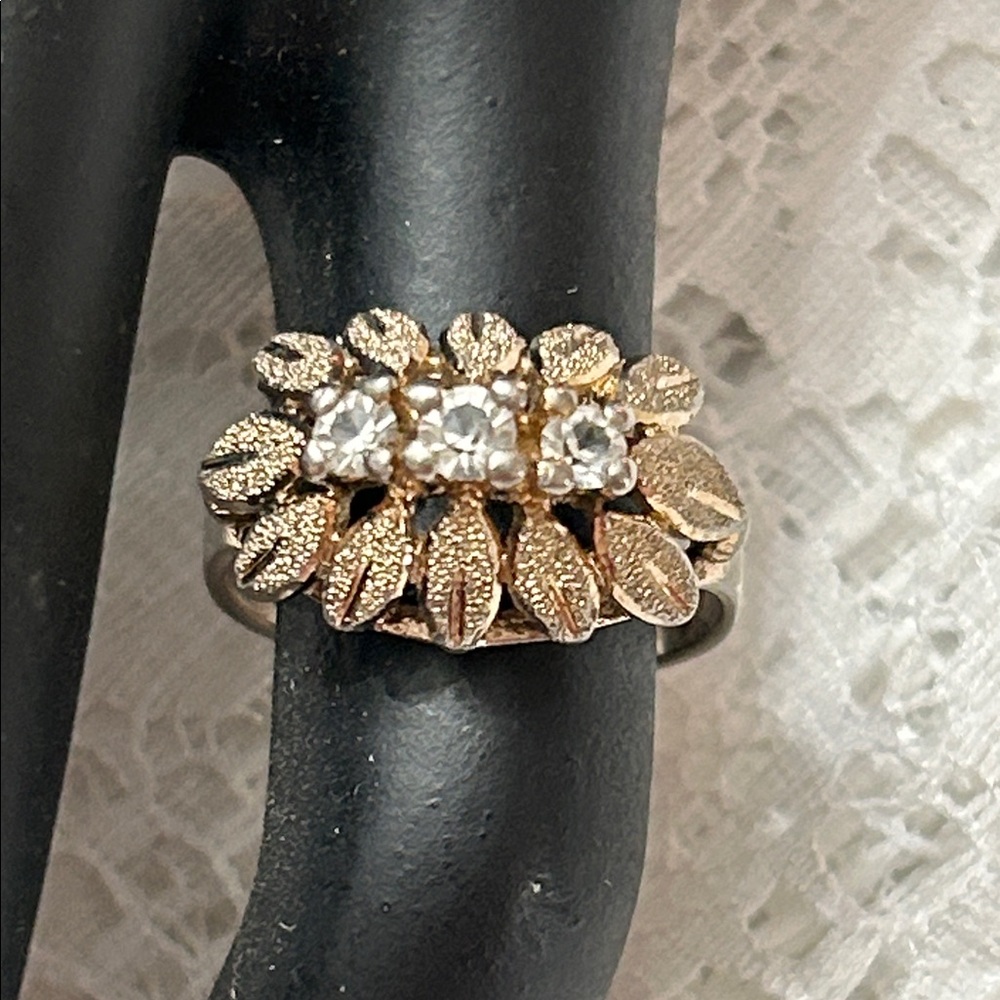 Jewelry Vintage Gold and Silver Floral Ring